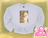 Vintage Wash Holly Dolly Christmas Printed Sweatshirt - Heather Ash Gray