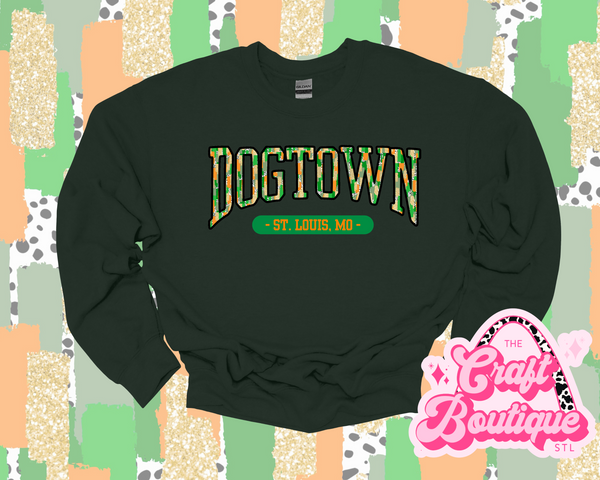 Dogtown St. Patrick's Day Brushstroke Printed Sweatshirt - Forest Green