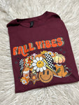 L fall vibes collage tshirt - maroon